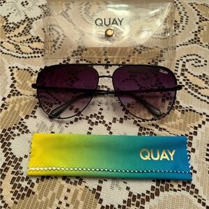 Quay Australia Purple Aviator Sunglasses (one nose pad missing)
